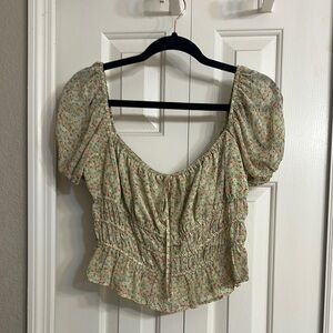 FOREVER 21 Floral Puff Sleeve Top